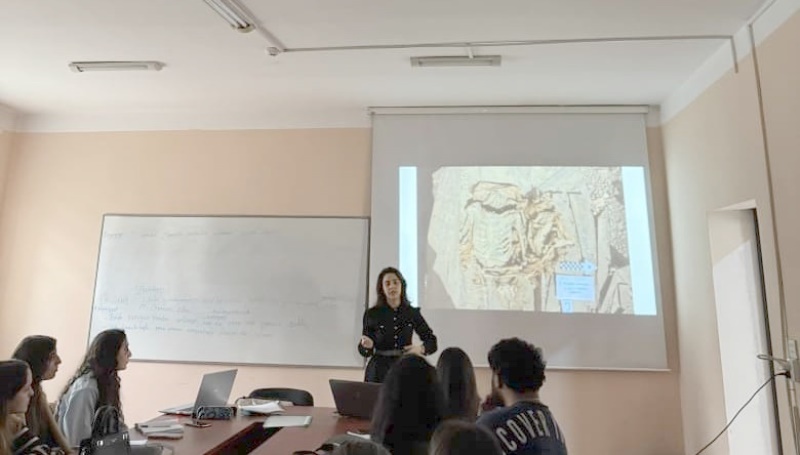 Orta əsr abidələrində aparılmış son tədqiqatlar barədə elmi...