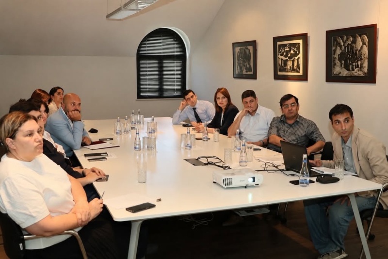 "Qala nekropolu: struktur, tipologiya və interpretasiya" möv...