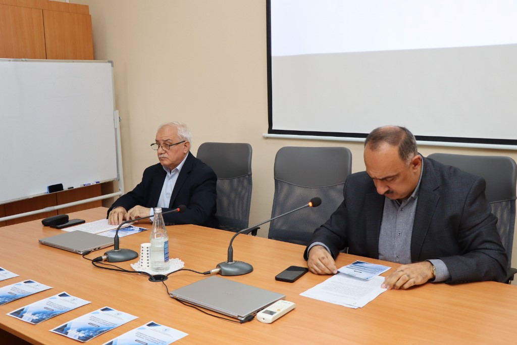“Azərbaycan tarixinin tədqiqində yeni metodoloji yanaşmalar...