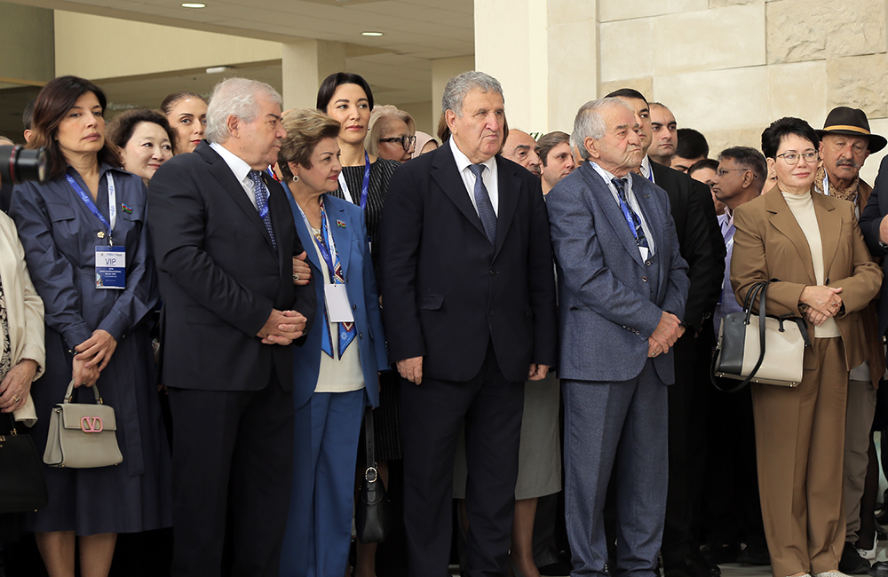 AMEA XII Bakı Beynəlxalq Kitab Sərgisində təmsil olunur
